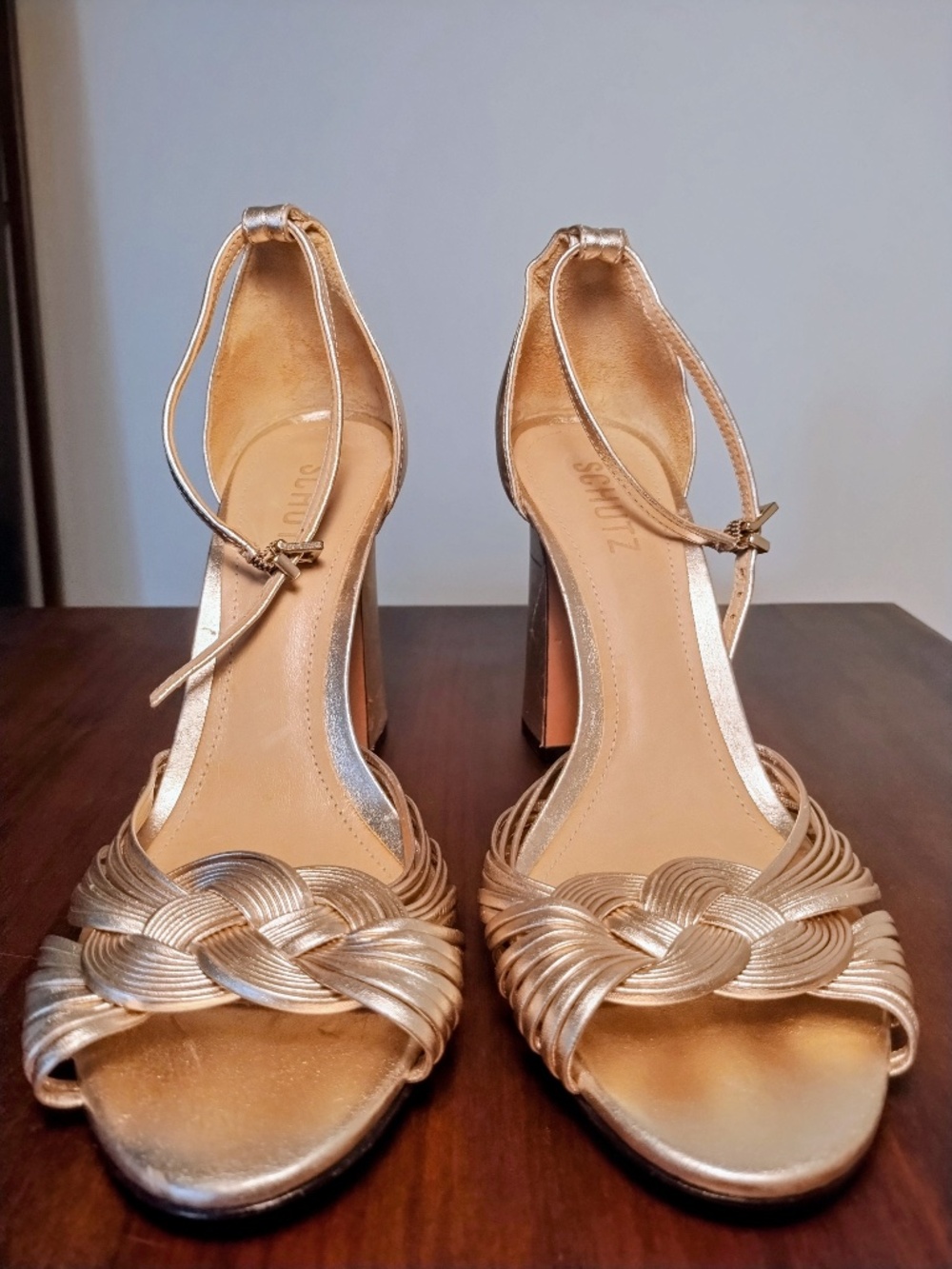 Schutz Open-Toe Gold Leather Chunky Heel Sandals/USA 9B/Made in Brazil